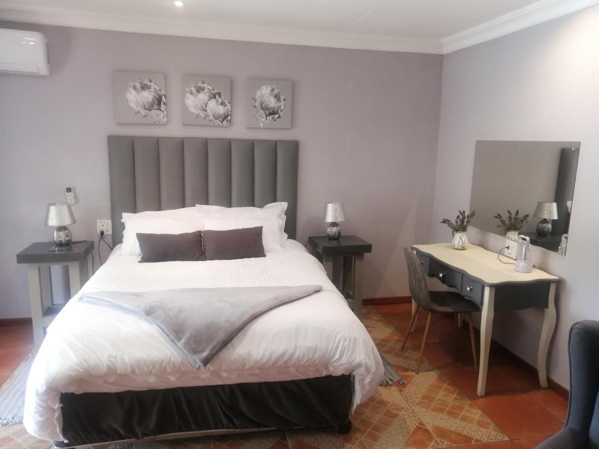 Ferienwohnung The Pheasant Boksburg Exterior foto