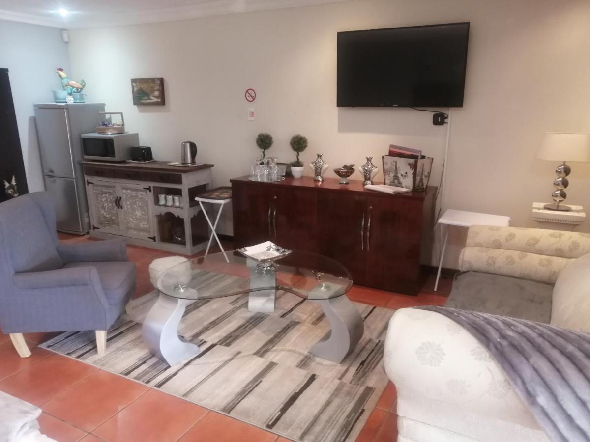Ferienwohnung The Pheasant Boksburg Exterior foto